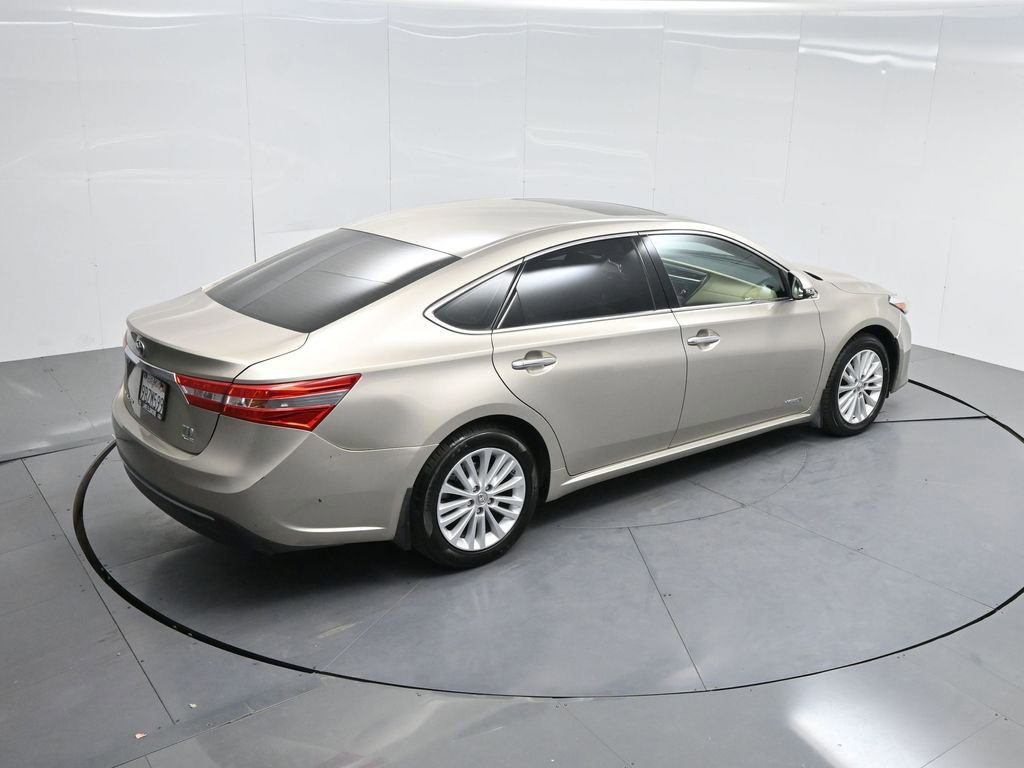 Used 2013 Toyota Avalon Limited image 51