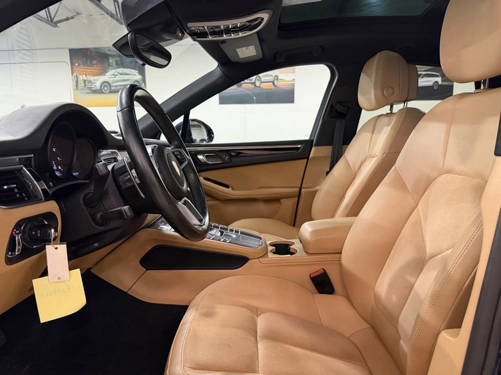 Used 2017 Porsche Macan AWD/4WD image 27