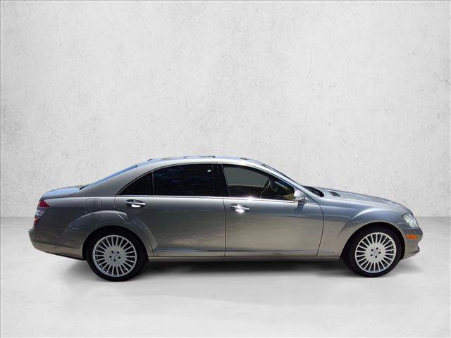 Used 2007 Mercedes-Benz S 550 image 4