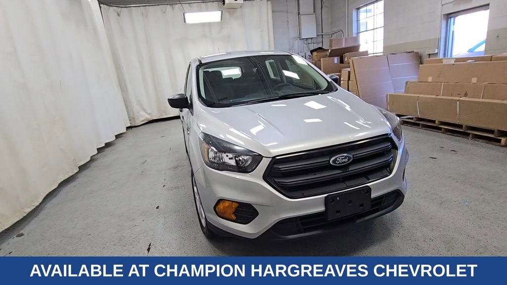 Used 2019 Ford Escape S image 3