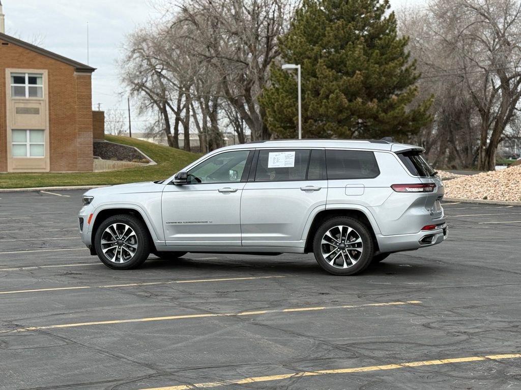 Used 2023 Jeep Grand Cherokee L Overland w/ Luxury Tech Group IV image 7