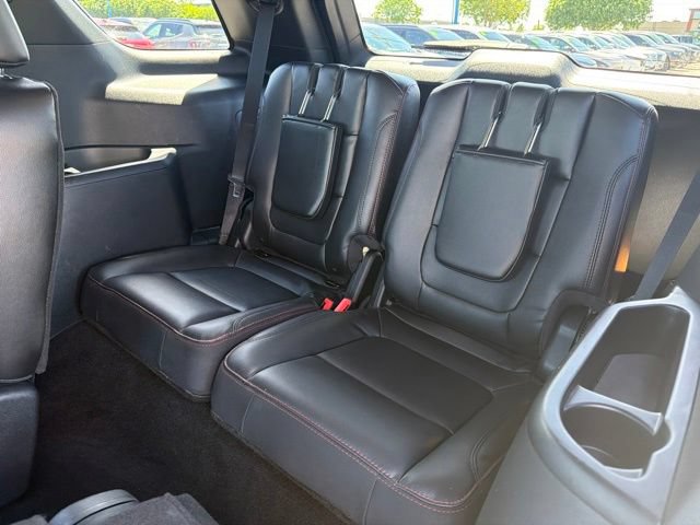 Used 2018 Ford Explorer Sport w/ Equipment Group 401A AWD/4WD image 18