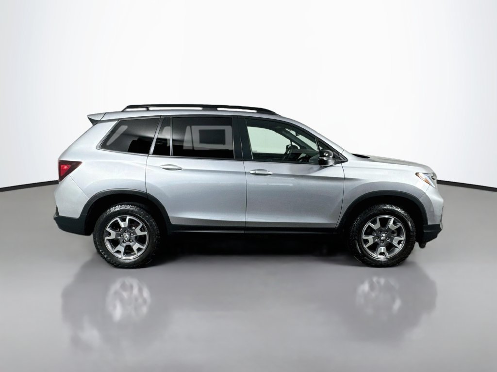 Used 2023 Honda Passport TrailSport image 9