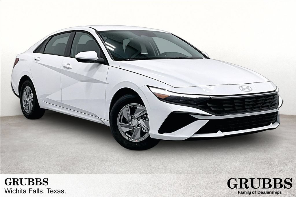 Used 2026 Hyundai Elantra SE FWD video 1