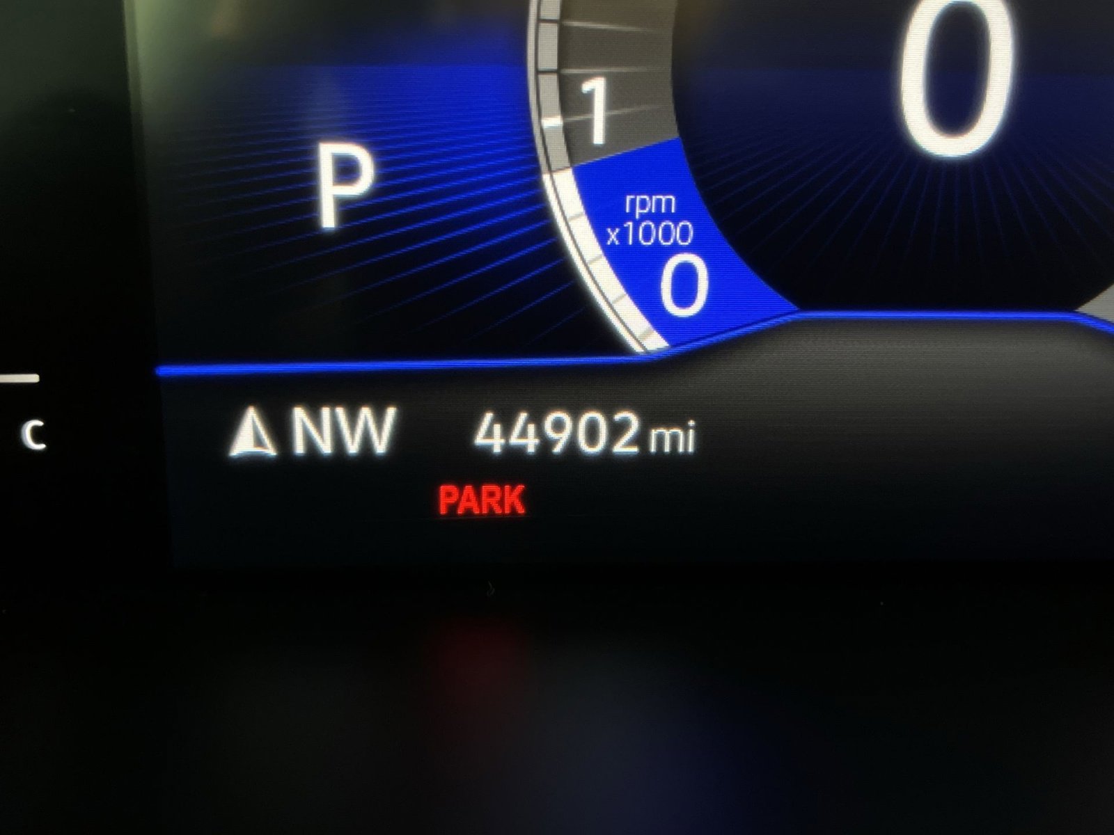 Used 2022 Volkswagen Tiguan SE image 17