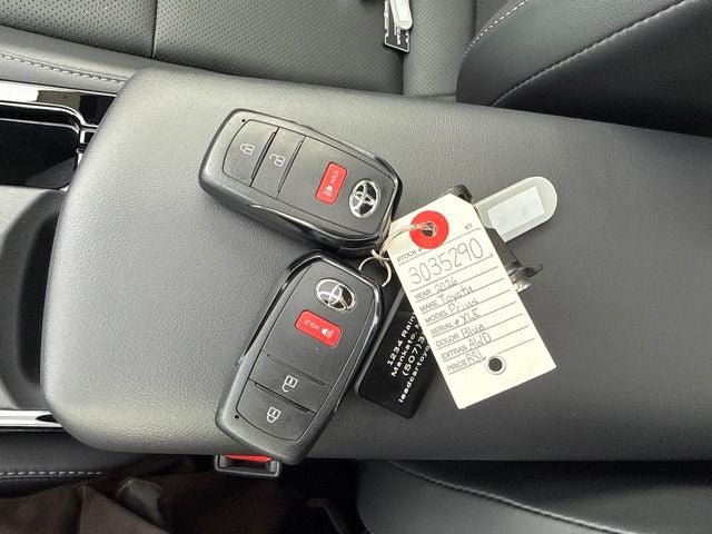 Certified 2026 Toyota Prius XLE AWD/4WD image 36