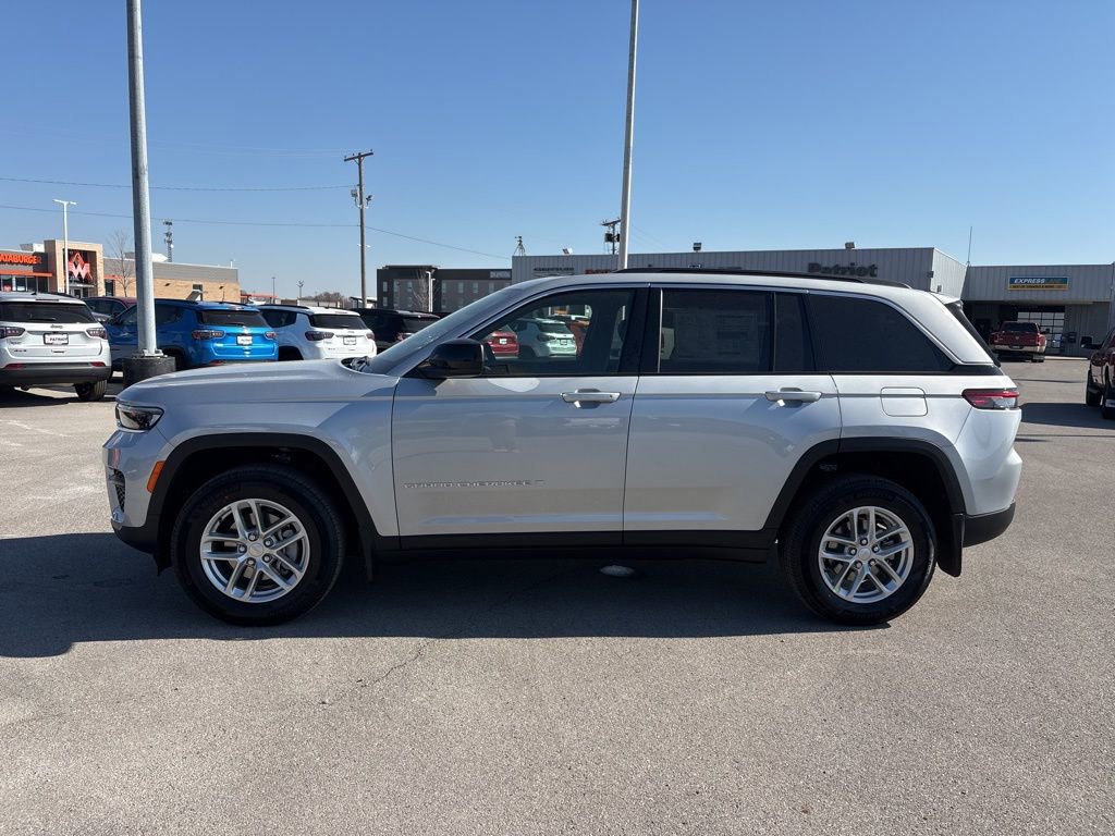 New 2026 Jeep Grand Cherokee Laredo X image 6