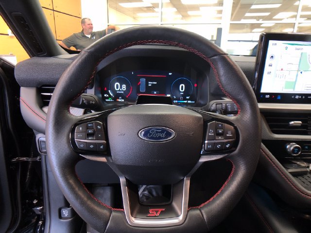 Used 2025 Ford Explorer ST w/ Sun And Sound Package AWD/4WD image 13