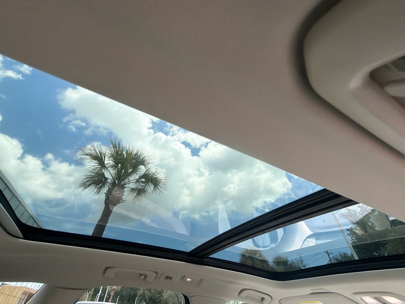 Certified 2024 Volvo XC60 B5 Core w/ Protection Package Premier AWD/4WD image 59