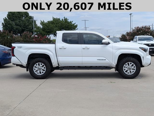 Used 2024 Toyota Tacoma TRD Sport RWD image 4