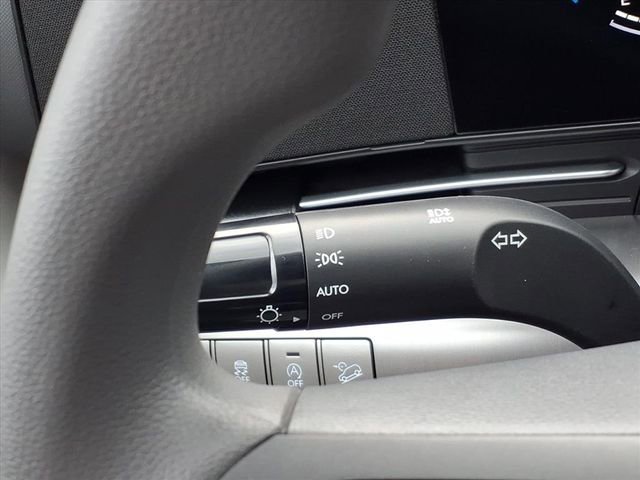 New 2026 Hyundai Kona SE FWD image 25