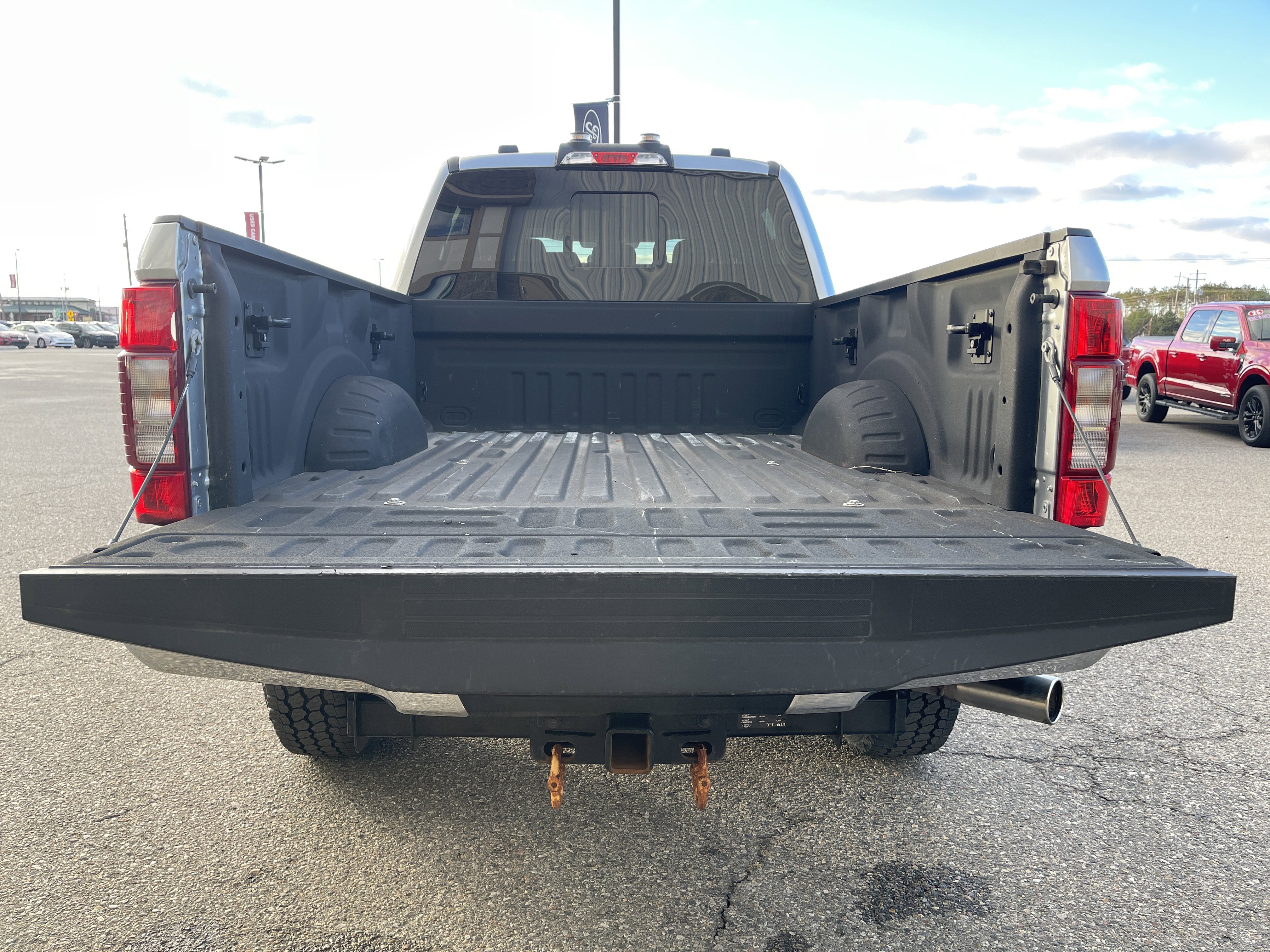 Certified 2022 Ford F350 XLT w/ XLT Premium Package image 10