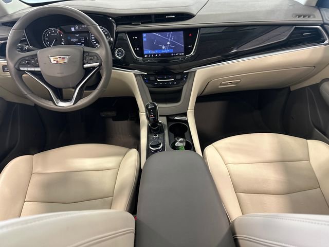 Used 2024 Cadillac XT6 Premium Luxury AWD/4WD image 11