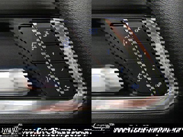 Certified 2025 GMC Sierra 1500 Denali image 33