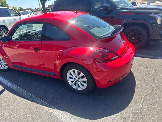 Used 2018 Volkswagen Beetle 2.0T S FWD image 29
