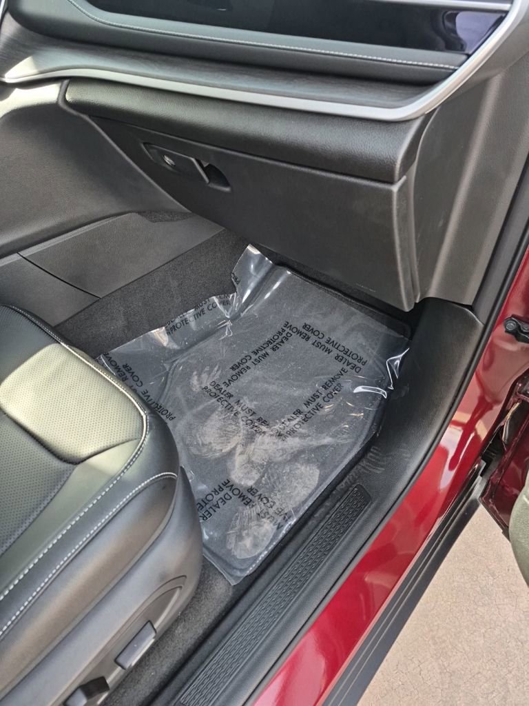 New 2024 Jeep Grand Cherokee Limited 4xe w/ Luxury Tech Group II image 28