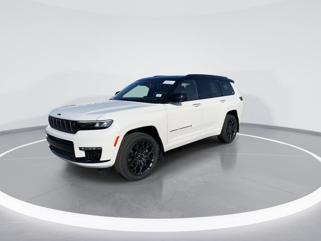 Used 2024 Jeep Grand Cherokee L Summit AWD/4WD image 3