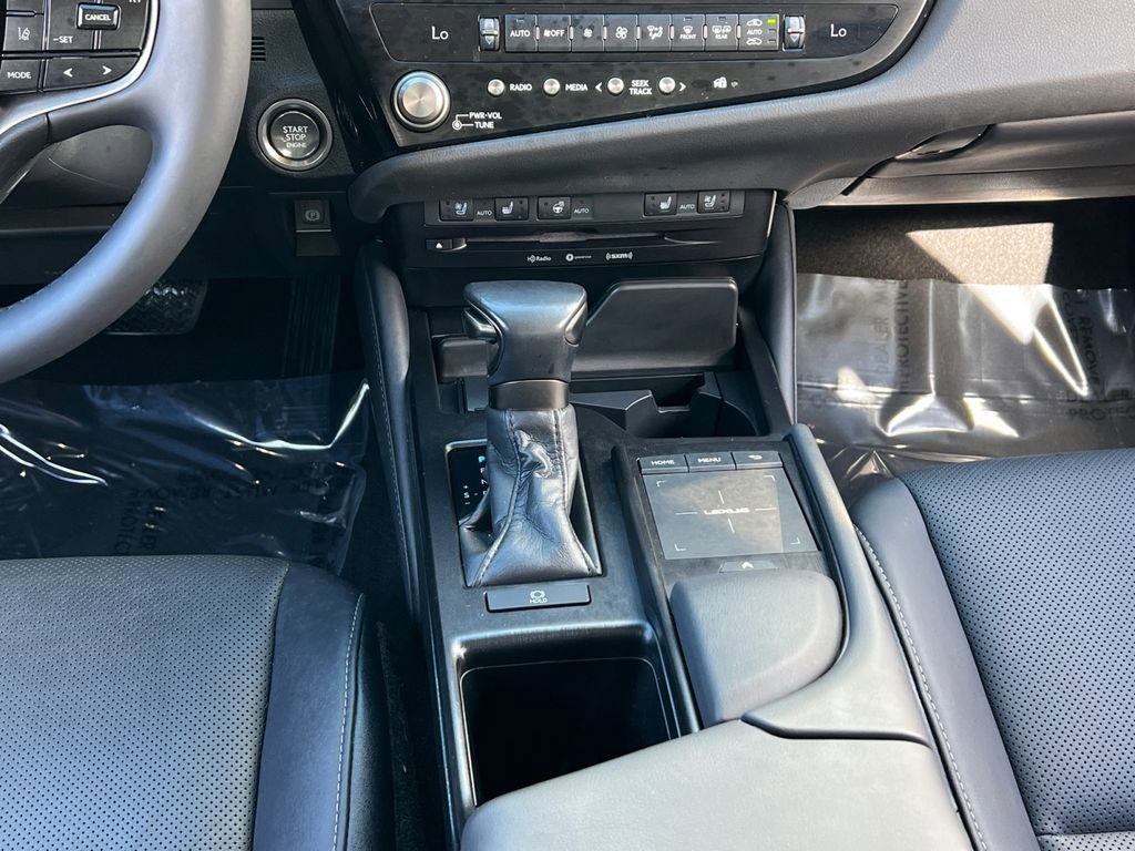 Used 2022 Lexus ES 350 w/ Premium Package image 12