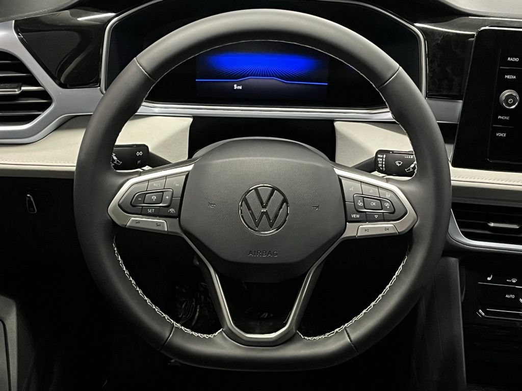 New 2026 Volkswagen Taos SE AWD/4WD image 9