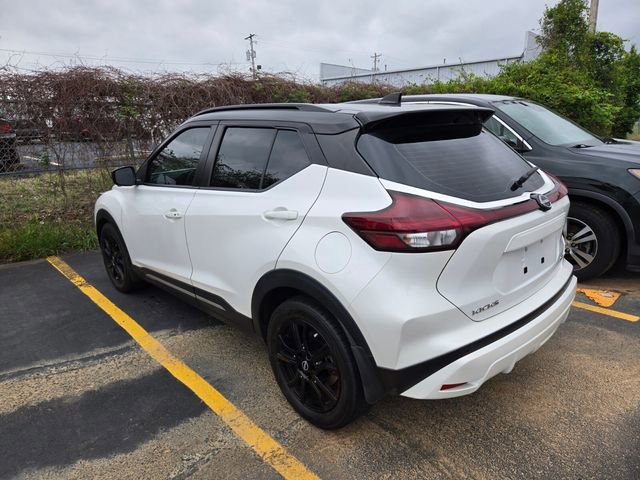 Used 2023 Nissan Kicks SR w/ SR Premium Package FWD image 6