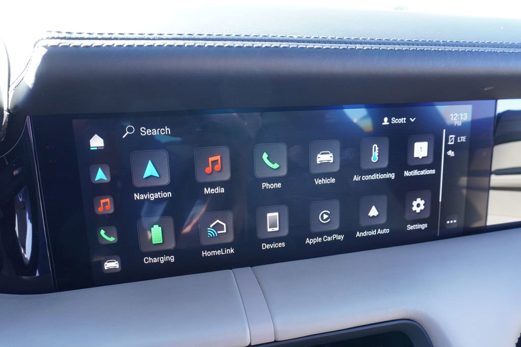 Used 2020 Porsche Taycan 4S image 20