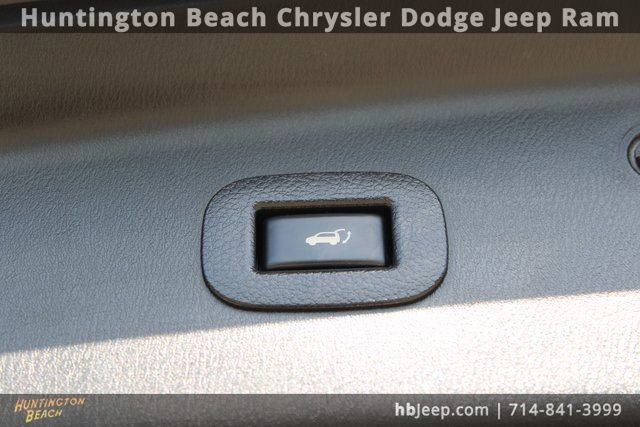 Used 2019 Nissan Armada SL w/ Premium Package image 52