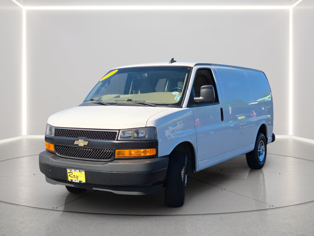 Used 2021 Chevrolet Express 2500 w/ Safety Package RWD image 4