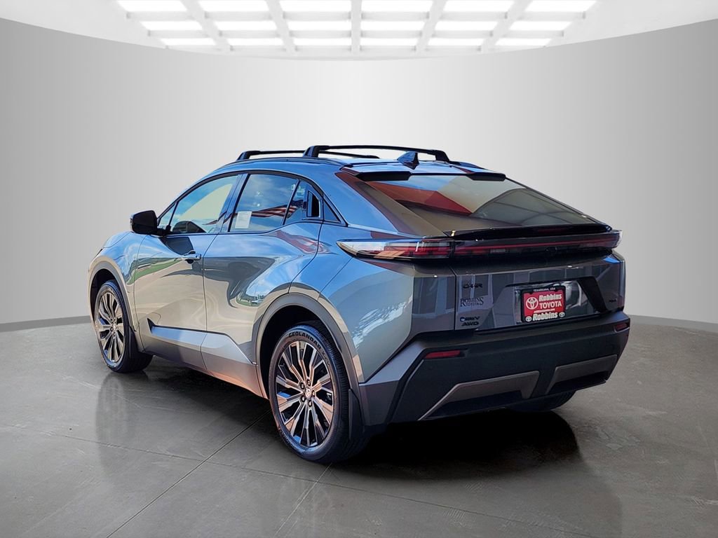 New 2026 Toyota C-HR AWD/4WD image 4