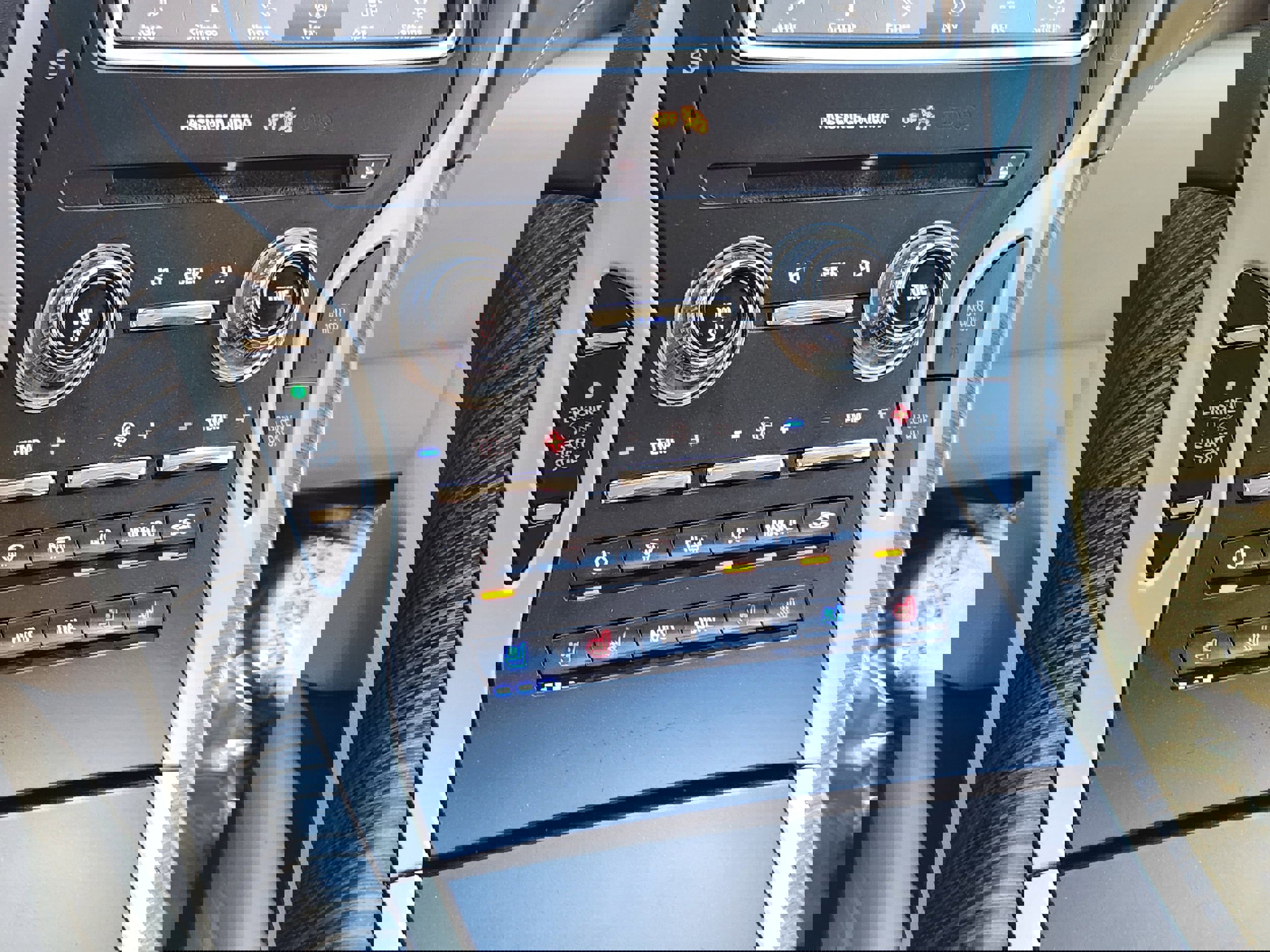 Used 2020 Lincoln Nautilus Black Label image 23