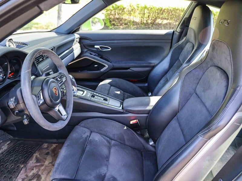 Used 2019 Porsche 911 Carrera GTS RWD image 22