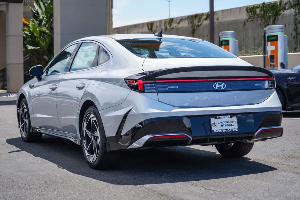 New 2026 Hyundai Sonata SEL FWD image 6