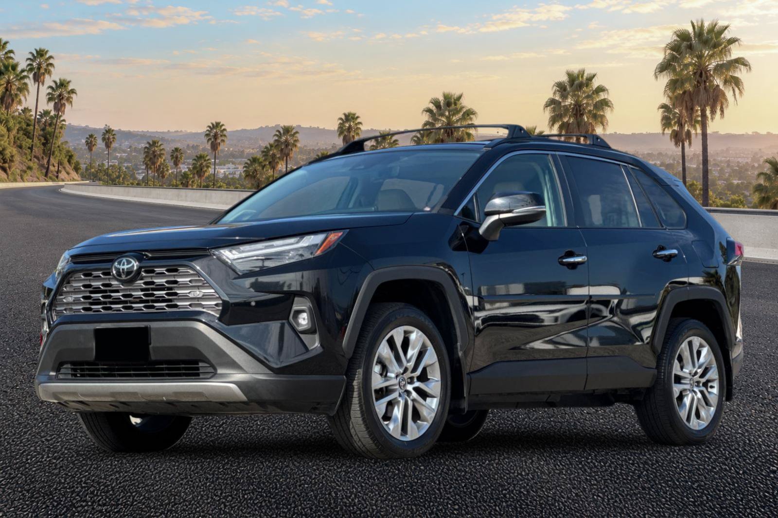 Used 2025 Toyota RAV4 Limited FWD image 8