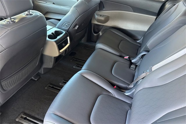 New 2026 Kia Carnival EX image 14