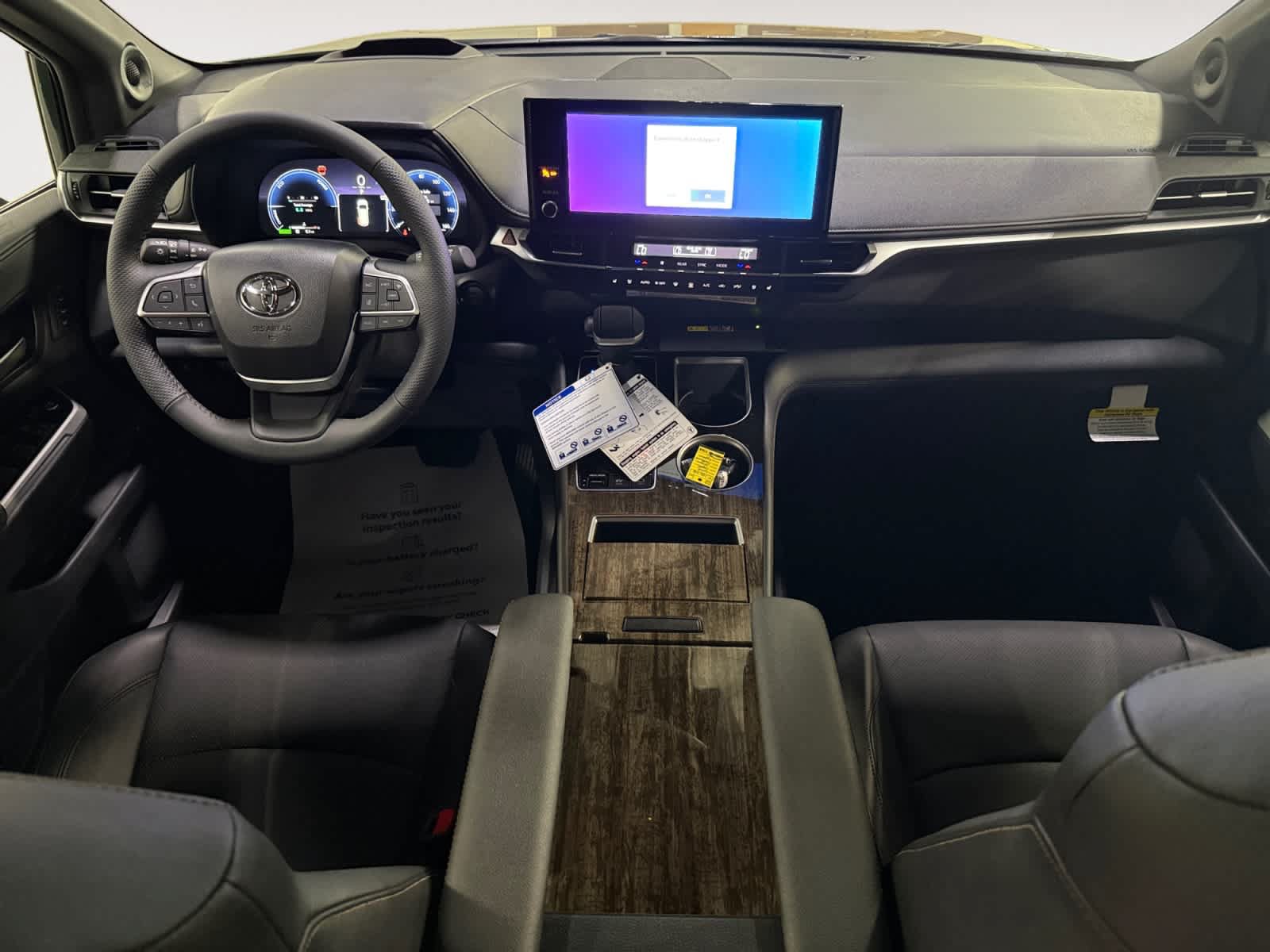 New 2026 Toyota Sienna Platinum AWD/4WD image 13
