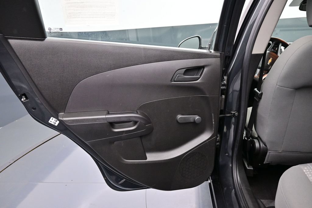 Used 2020 Chevrolet Sonic LT FWD image 23