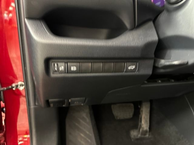 Used 2023 Toyota RAV4 XLE w/ Convenience Package image 18