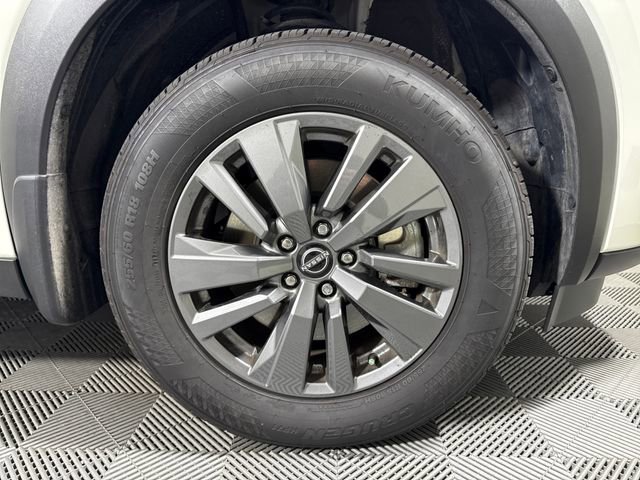 Used 2024 Nissan Pathfinder S AWD/4WD image 11