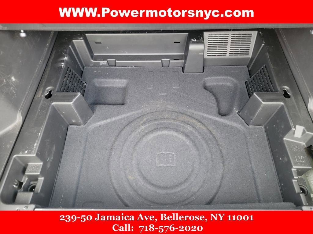 Used 2020 GMC Terrain Denali w/ Denali Premium Package image 17