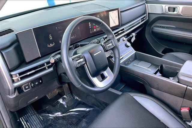 Certified 2025 Hyundai Santa Fe SEL image 13