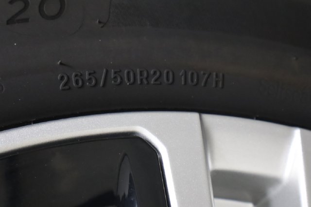 Used 2024 Cadillac Lyriq Tech AWD/4WD image 40
