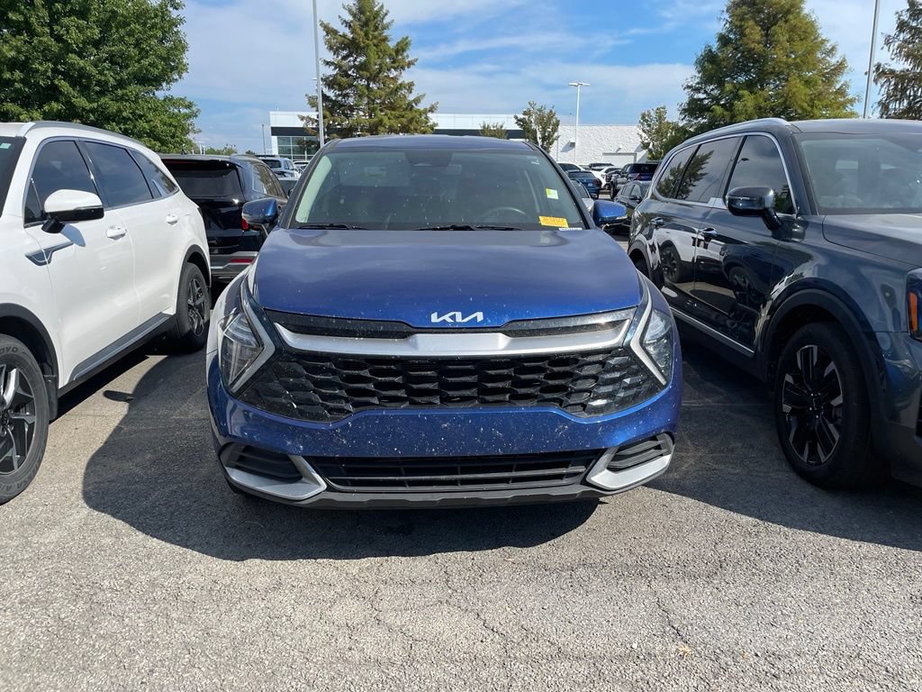 Certified 2023 Kia Sportage EX FWD image 2