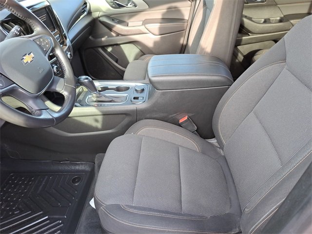 Used 2020 Chevrolet Traverse LT image 24