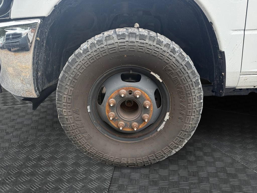 Used 2020 RAM 3500 Tradesman image 14