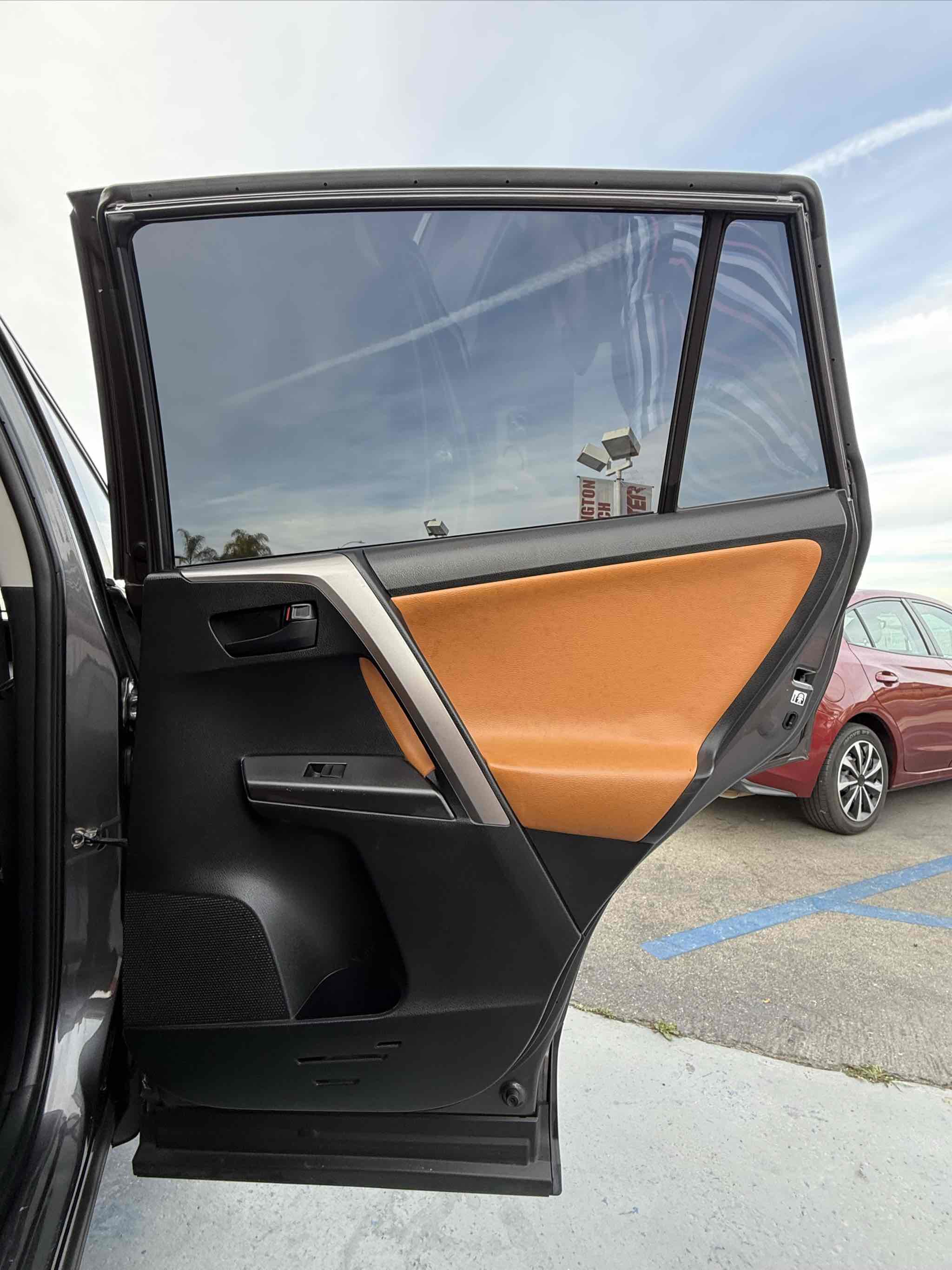 Used 2017 Toyota RAV4 LE image 45