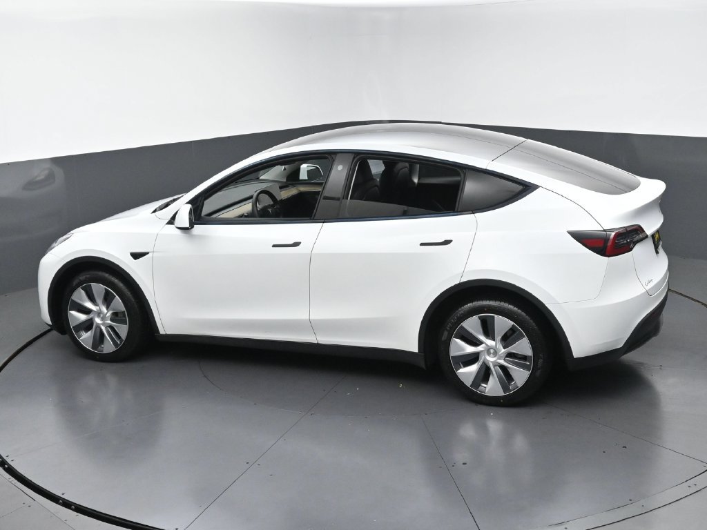 Used 2023 Tesla Model Y Long Range AWD/4WD image 8