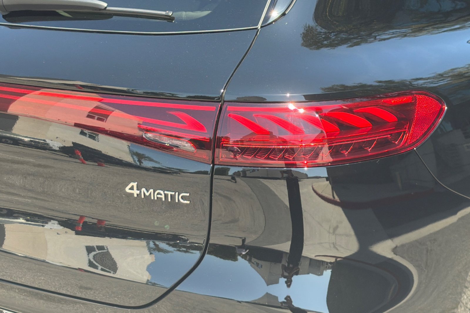 New 2026 Mercedes-Benz EQS 400 4MATIC SUV image 28