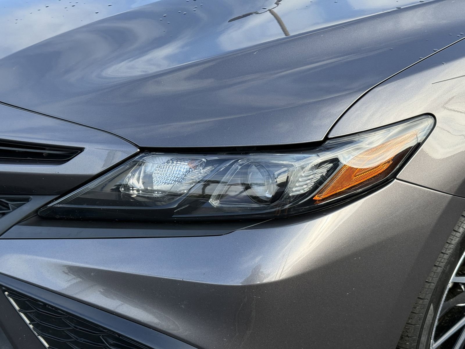 Used 2023 Toyota Camry SE w/ Convenience Package image 5