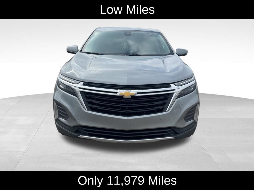Used 2024 Chevrolet Equinox LT image 2
