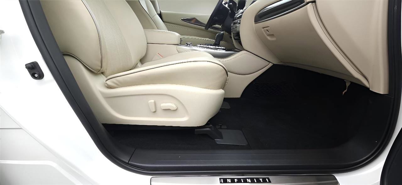 Used 2019 INFINITI QX60 Luxe w/ Essential Package AWD/4WD image 38