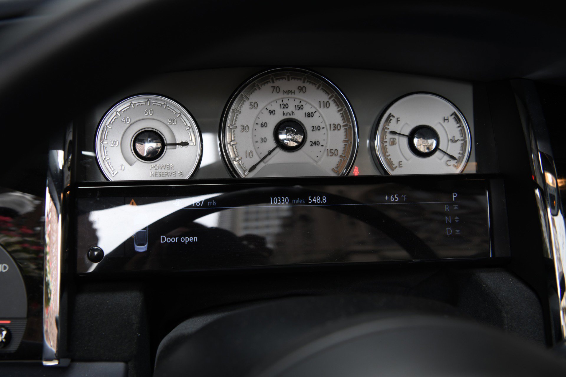 Used 2020 Rolls-Royce Dawn image 15